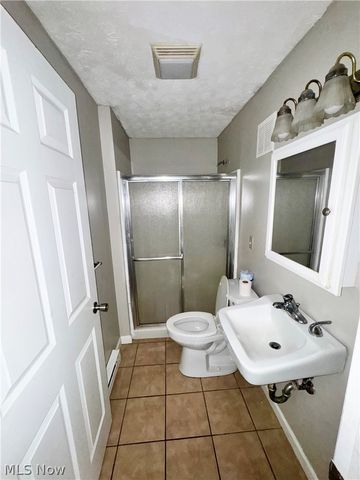 17015 Glendale Avenue, Cleveland, OH 44128