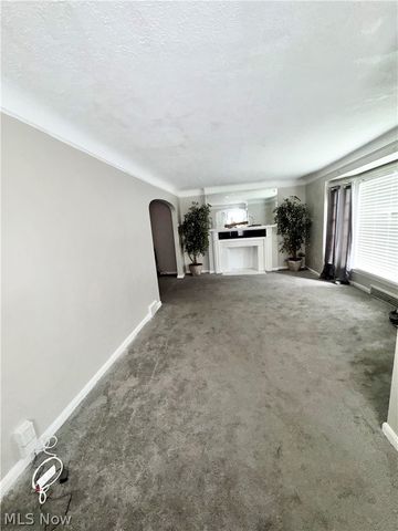 17015 Glendale Avenue, Cleveland, OH 44128