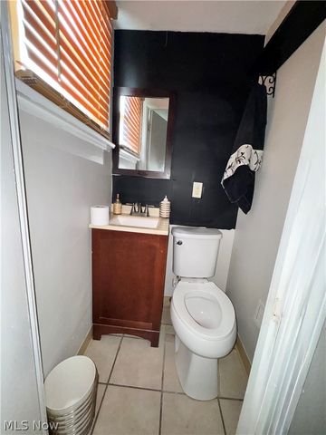 17015 Glendale Avenue, Cleveland, OH 44128