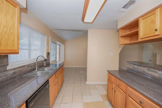 4843 Beechaven St Street, Houston, TX 77053