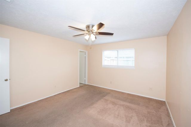 4843 Beechaven St Street, Houston, TX 77053