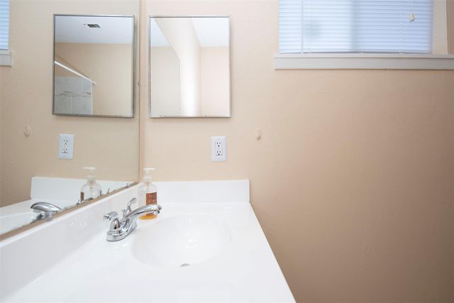 4843 Beechaven St Street, Houston, TX 77053