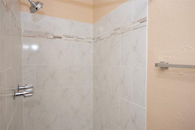 4843 Beechaven St Street, Houston, TX 77053