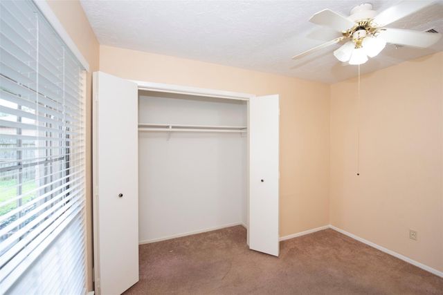 4843 Beechaven St Street, Houston, TX 77053