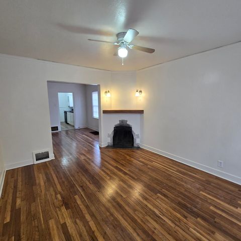 2132 Gold Avenue SE, Albuquerque, NM 87106