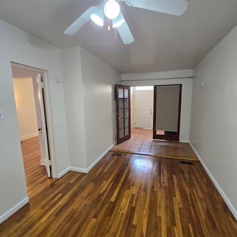 2132 Gold Avenue SE, Albuquerque, NM 87106