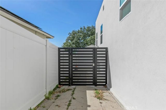 10533 Fernglen, Tujunga, CA 91042