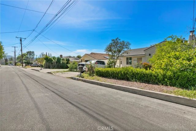 10533 Fernglen, Tujunga, CA 91042
