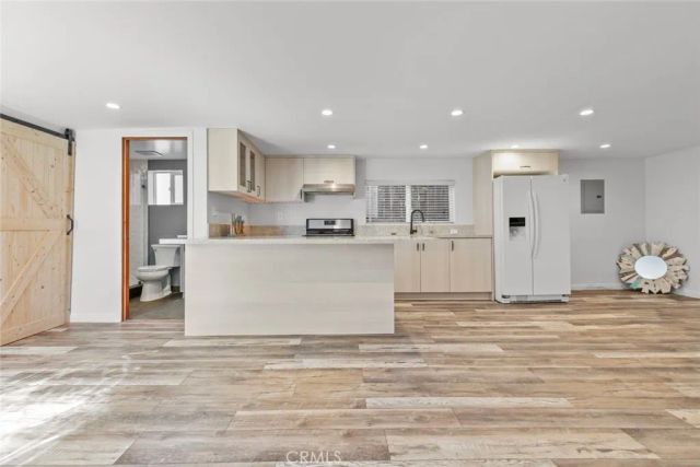 10533 Fernglen, Tujunga, CA 91042
