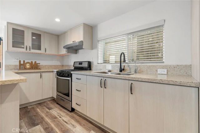 10533 Fernglen, Tujunga, CA 91042