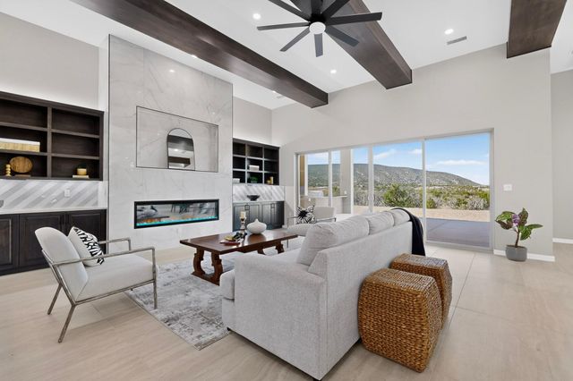263 Diamond Tail Road, Placitas, NM 87043