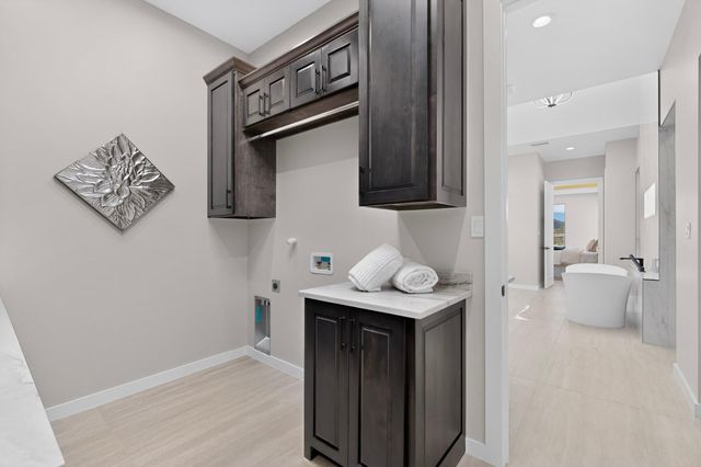 263 Diamond Tail Road, Placitas, NM 87043