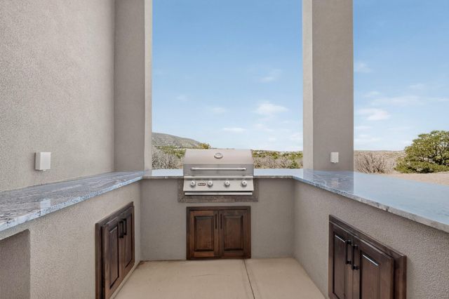 263 Diamond Tail Road, Placitas, NM 87043