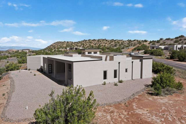 263 Diamond Tail Road, Placitas, NM 87043