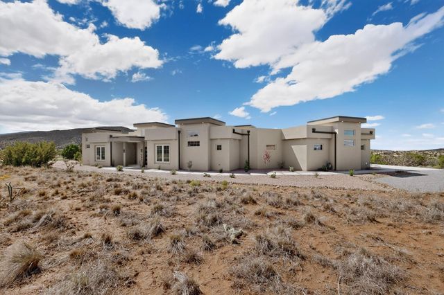 263 Diamond Tail Road, Placitas, NM 87043