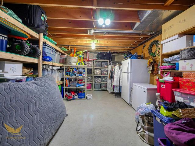 1583 Weymouth Street, West Bloomfield, MI 48324