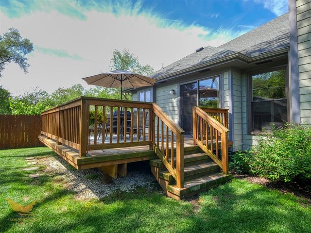 1583 Weymouth Street, West Bloomfield, MI 48324