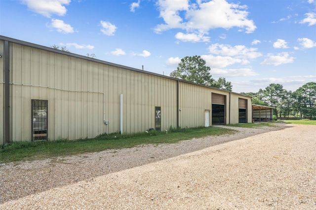 19962 Lowe, New Caney, TX 77357