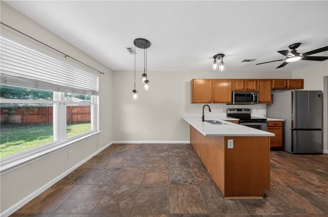 903 Tyra Lane, Centerton, AR 72719