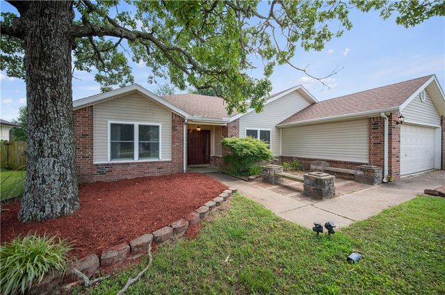 903 Tyra Lane, Centerton, AR 72719