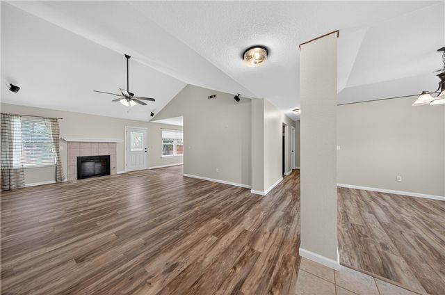 903 Tyra Lane, Centerton, AR 72719