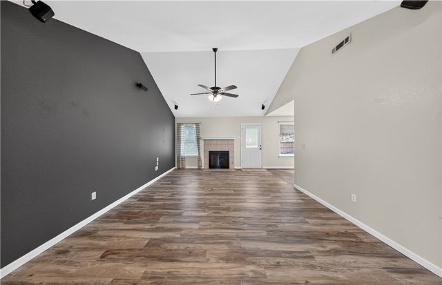 903 Tyra Lane, Centerton, AR 72719