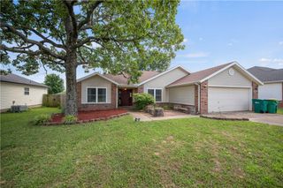 903 Tyra Lane, Centerton, AR 72719