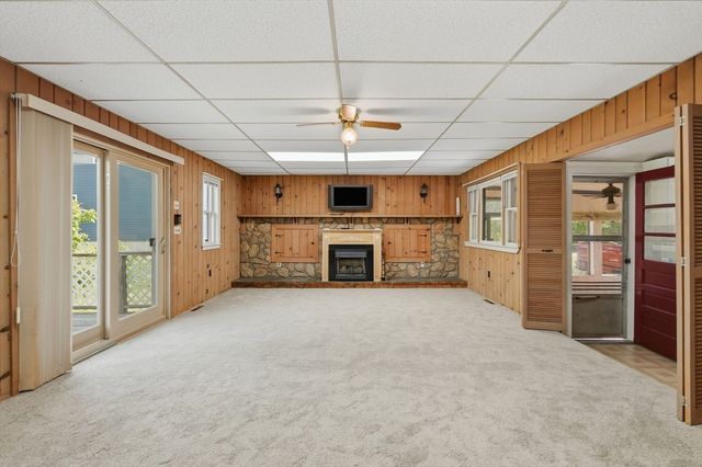 272 Glen Charlie Rd, Wareham, MA 02538