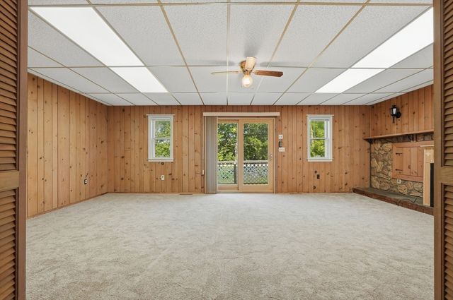 272 Glen Charlie Rd, Wareham, MA 02538
