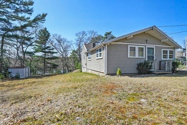 272 Glen Charlie Rd, Wareham, MA 02538