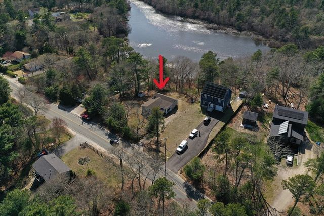 272 Glen Charlie Rd, Wareham, MA 02538