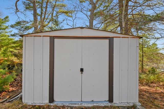 272 Glen Charlie Rd, Wareham, MA 02538