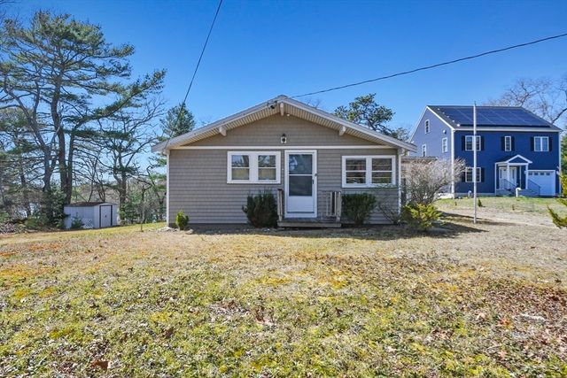 272 Glen Charlie Rd, Wareham, MA 02538