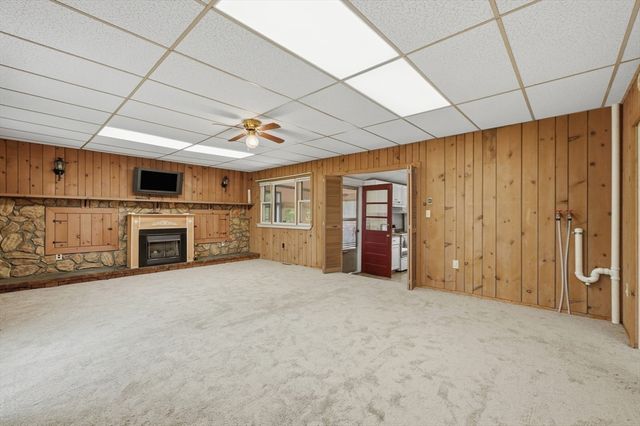 272 Glen Charlie Rd, Wareham, MA 02538