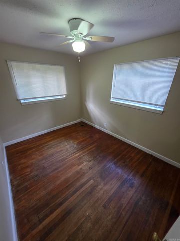 89 Broadmoor Dr, Little Rock, AR 72204