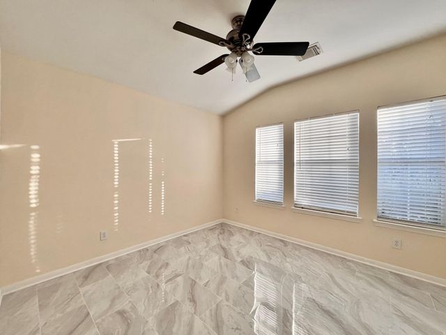 7710 Sapulpa Lane, Cypress, TX 77433