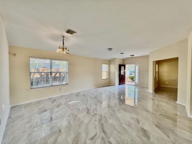 7710 Sapulpa Lane, Cypress, TX 77433