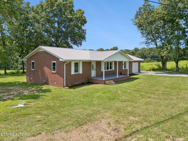 1509 Ted Davis Rd, Crossville, TN 38572