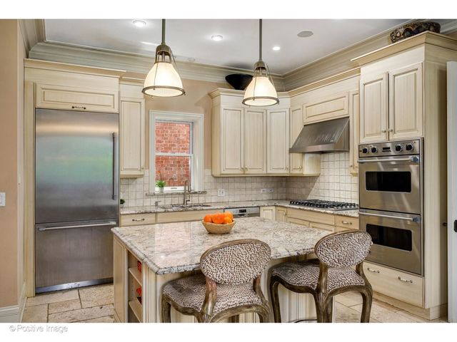 1919 S Prairie Avenue 3, Chicago, IL 60616