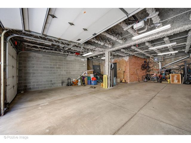 1919 S Prairie Avenue 3, Chicago, IL 60616