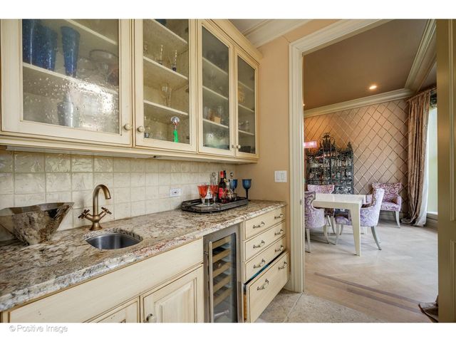 1919 S Prairie Avenue 3, Chicago, IL 60616