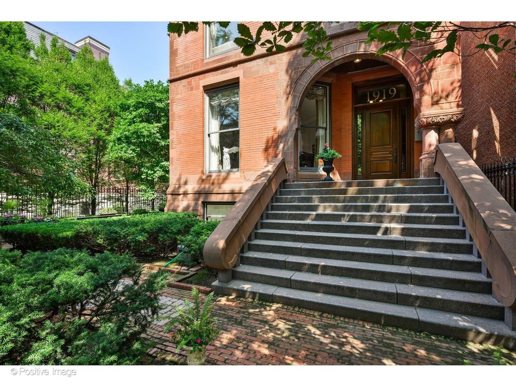 1919 S Prairie Avenue 3, Chicago, IL 60616 — photo 3