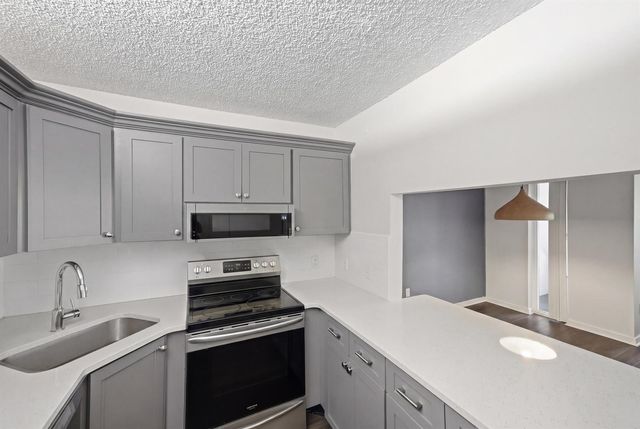 2702 SW Matheson Avenue 113-f1, Palm City, FL 34990