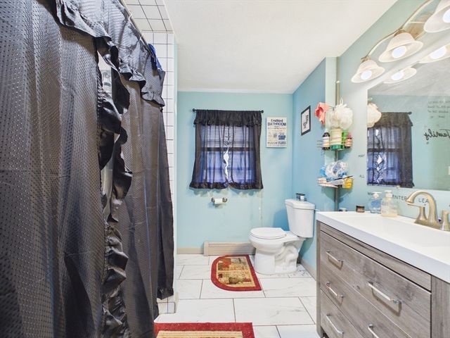 849 Crane Ave S, Taunton, MA 02780