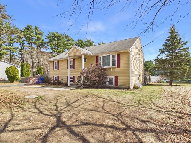 849 Crane Ave S, Taunton, MA 02780