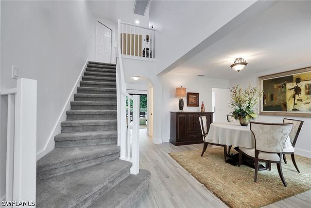 335 Lambton LN, Naples, FL 34104