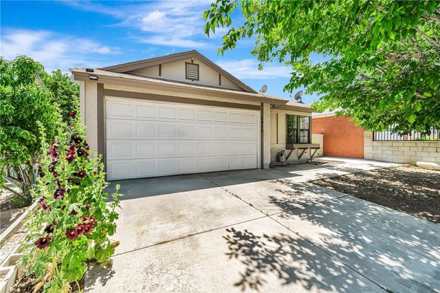 2820 E Avenue S S, Palmdale, CA 93550