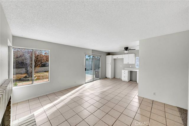 2820 E Avenue S S, Palmdale, CA 93550