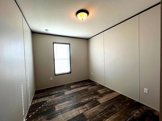 6901 Pr Henry, Shallowater, TX 79363