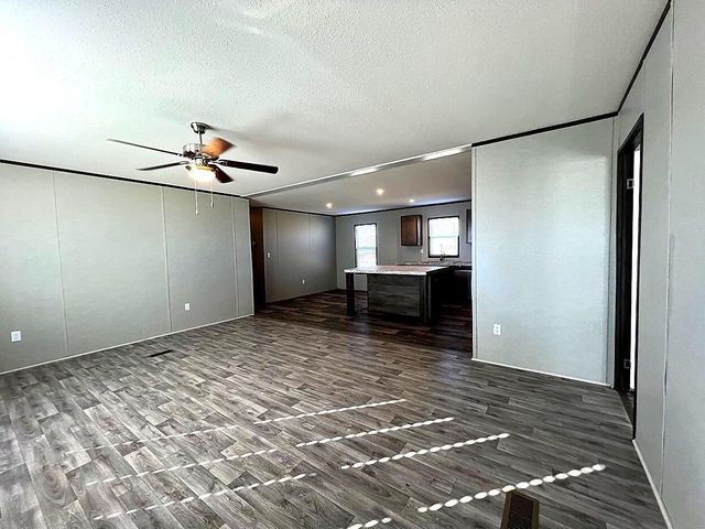 6901 Pr Henry, Shallowater, TX 79363